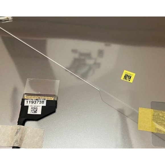 97VYF - 17.3 TouchScreen LCD Display Full Assembly For Alienware 17 R2 (AW17R2) - Picture 6 of 8